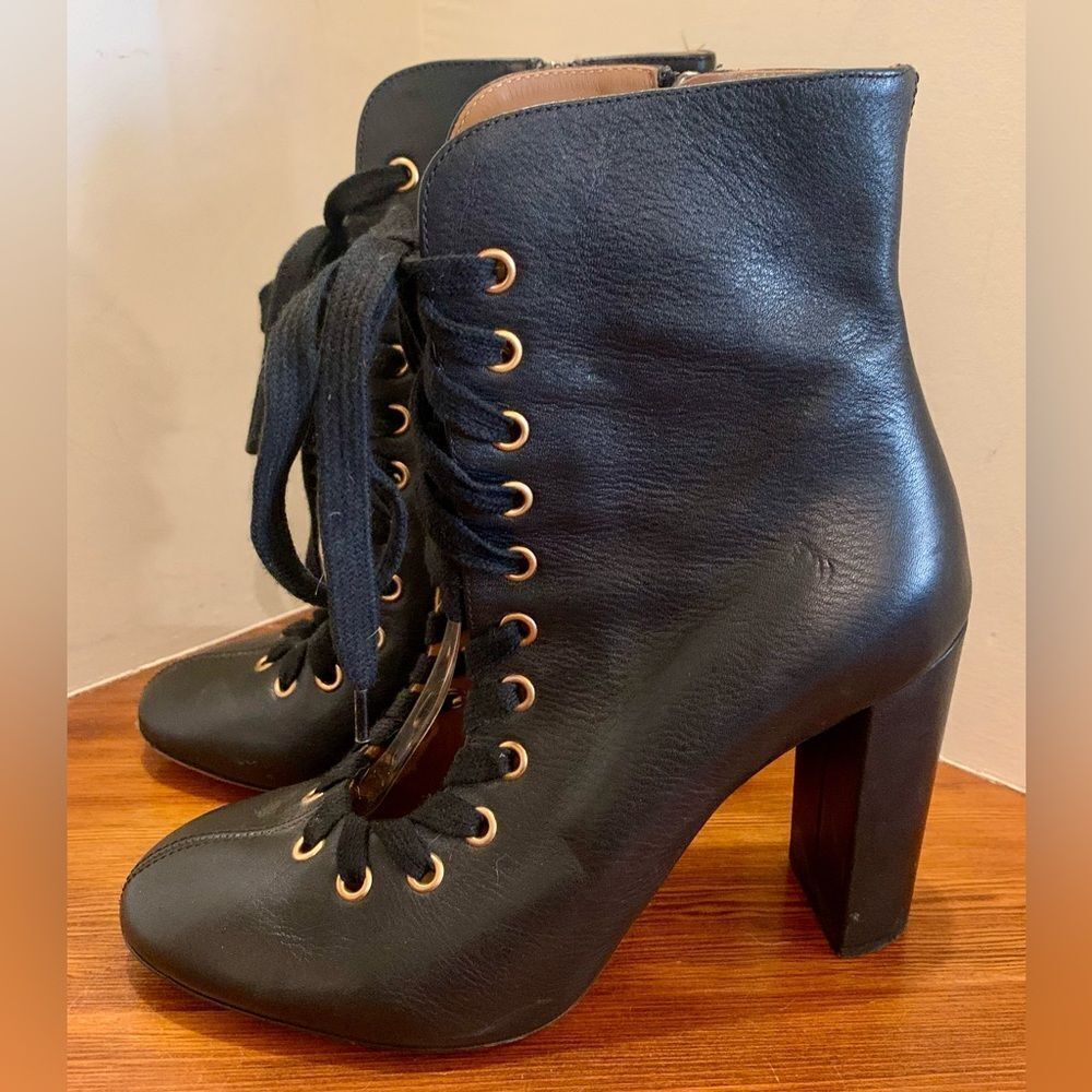 Chloe “Miles” Lace Up Bootie EU39
